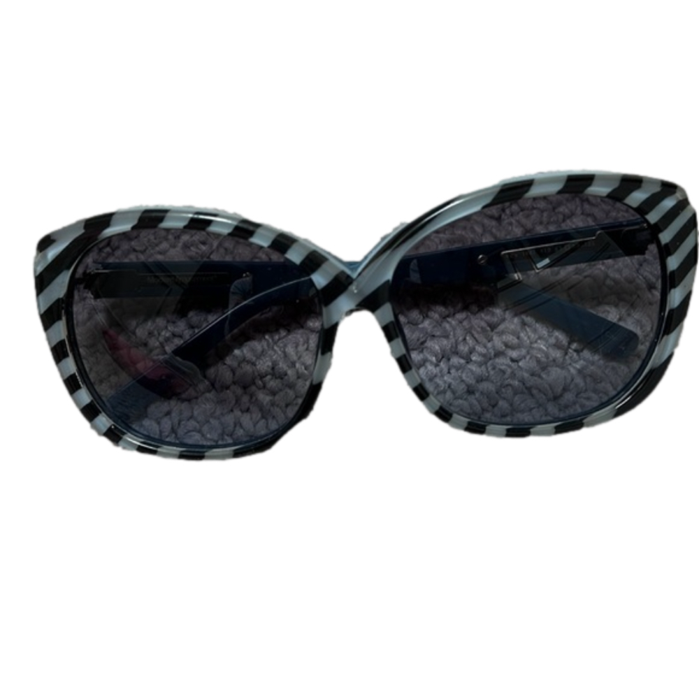 Modern amusement sunglasses